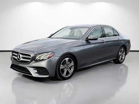 Used 2018 Mercedes-Benz E 300 w/ Premium 1 Package image 7