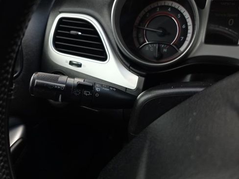 Used 2015 Dodge Journey American Value Package w/ Flexible Seating Group FWD image 12