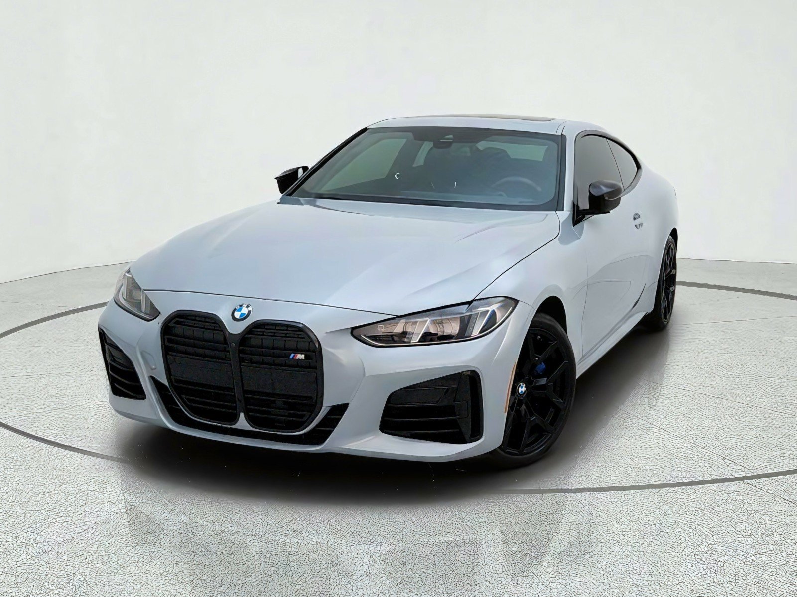 Used 2026 BMW 440i xDrive Coupe w/ Parking Assistance Package AWD/4WD image 2