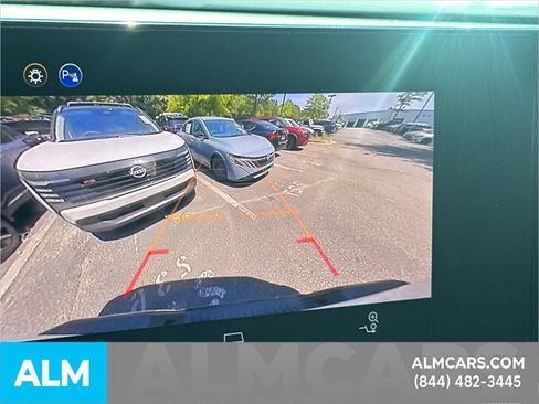 Used 2025 Chevrolet Colorado W/T w/ WT Custom Package AWD/4WD image 32