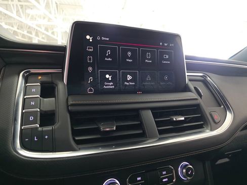 Used 2023 GMC Yukon AT4 w/ Technology Package AWD/4WD image 22