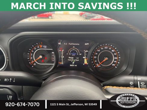 Used 2024 Jeep Gladiator Sport w/ Premium Package image 22