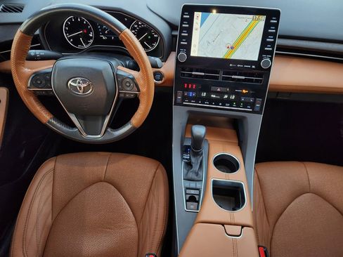 Used 2022 Toyota Avalon Limited w/ Advanced Safety Package image 26
