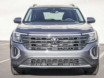 New 2026 Volkswagen Atlas SE