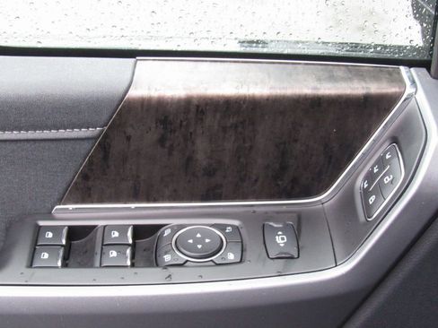 Used 2024 Ford F350 Lariat w/ Lariat Ultimate Package image 41