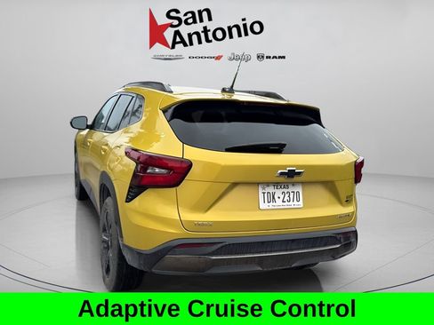 Used 2024 Chevrolet Trax ACTIV w/ Driver Confidence Package FWD image 6