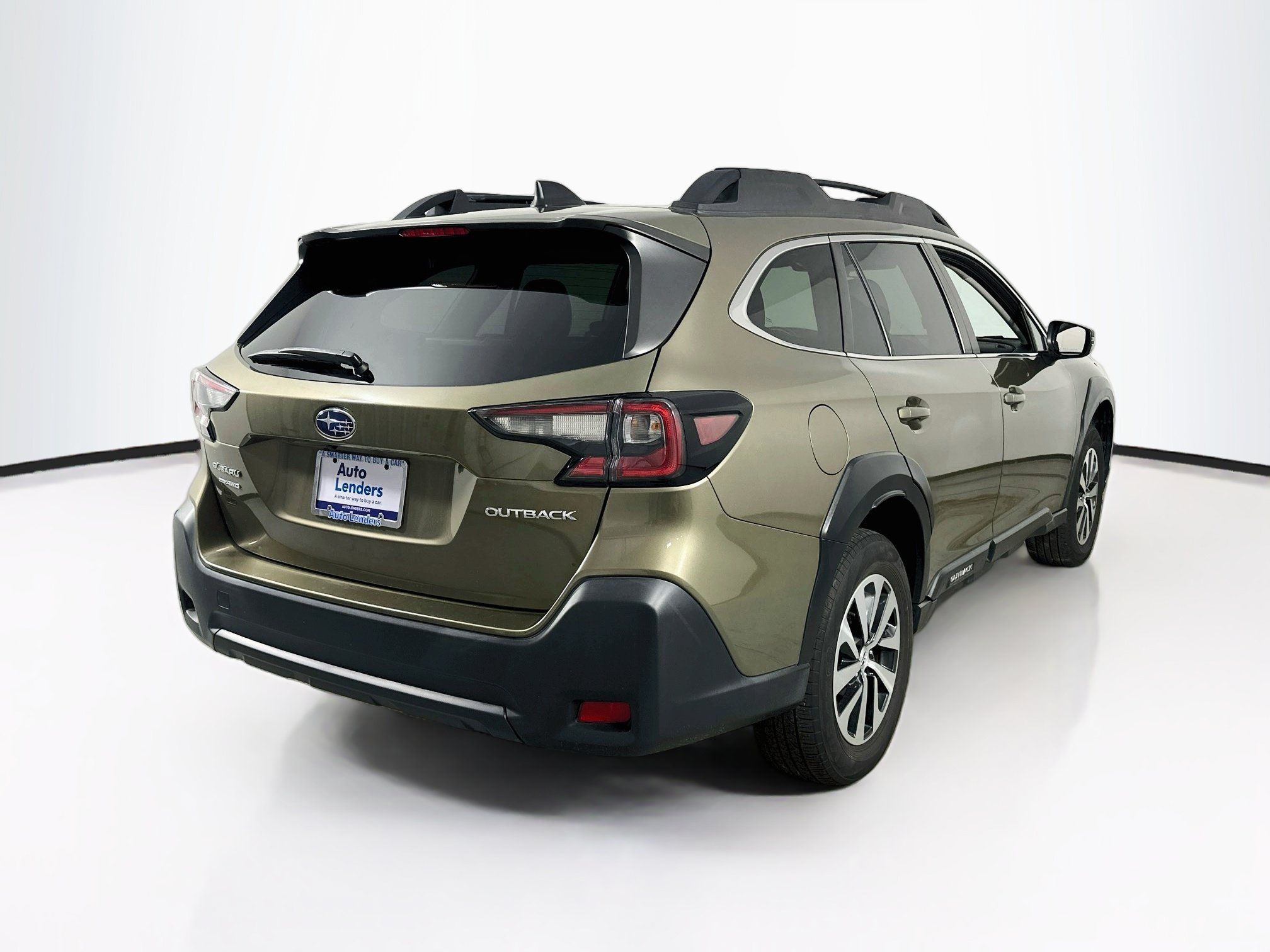 Used 2024 Subaru Outback Premium AWD/4WD image 5