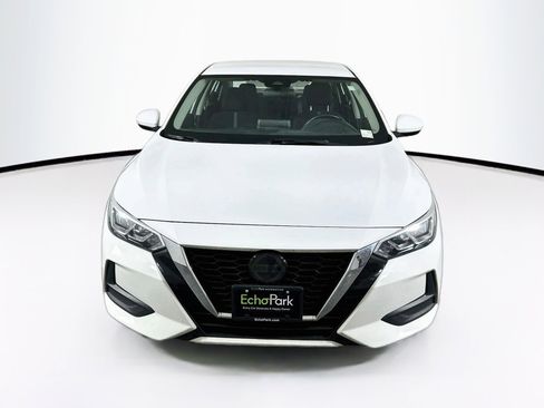 Used 2022 Nissan Sentra SV FWD image 2