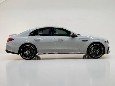 Used 2025 Mercedes-Benz E 53 AMG e 4MATIC Sedan image 15