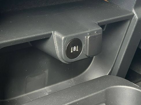 Used 2024 Ford F250 XLT AWD/4WD image 19