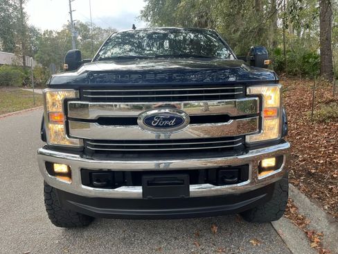 Used 2019 Ford F250 Lariat w/ Lariat Value Package image 9