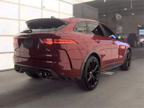 Used 2020 Jaguar F-PACE SVR AWD/4WD image 4