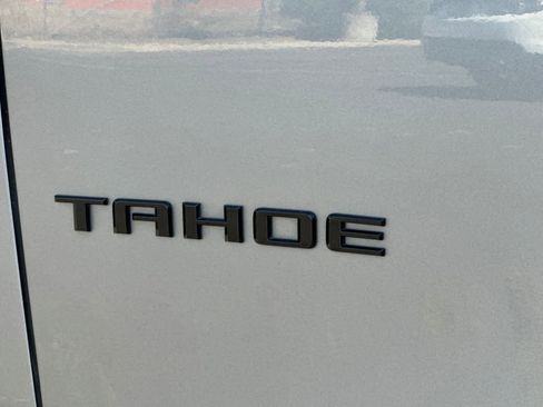 Used 2021 Chevrolet Tahoe Z71 AWD/4WD image 28
