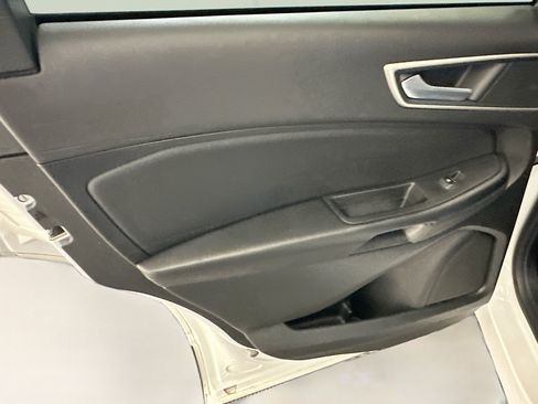 Used 2024 Ford Edge SEL image 27