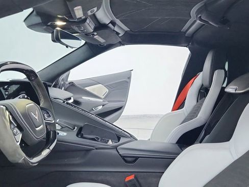 Used 2023 Chevrolet Corvette Z06 RWD image 23