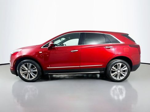 Used 2022 Cadillac XT5 Premium Luxury w/ Technology Package AWD/4WD image 4