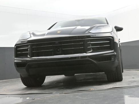 New 2026 Porsche Cayenne Coupe AWD/4WD image 43