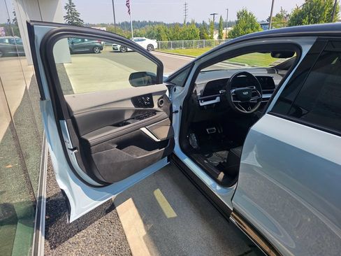 New 2026 Cadillac Optiq Sport 1 AWD/4WD image 18