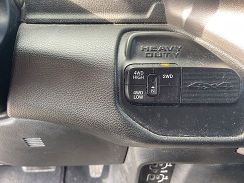 Used 2019 RAM 2500 Big Horn image 33