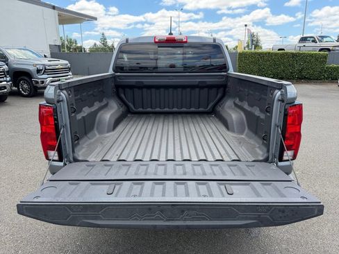 Used 2023 Chevrolet Colorado LT w/ LT Convenience Package AWD/4WD image 22