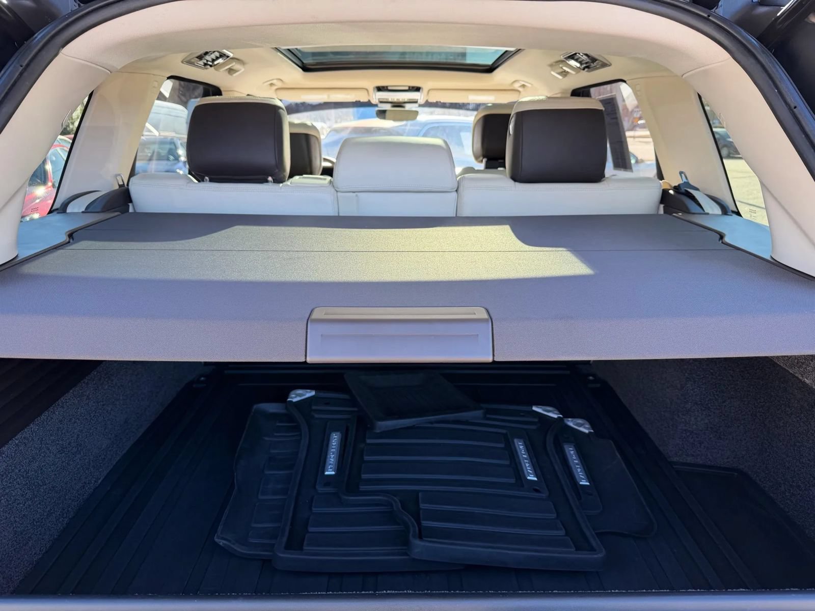 Used 2019 Land Rover Range Rover HSE AWD/4WD image 38