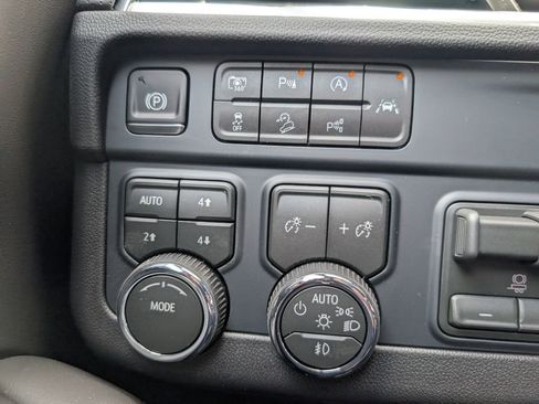 New 2026 Chevrolet Tahoe Premier AWD/4WD image 27