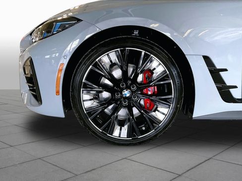 New 2026 BMW 430i xDrive w/ M Sport Package AWD/4WD image 11