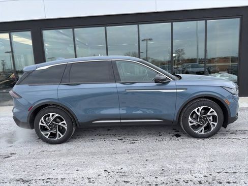 New 2026 Lincoln Nautilus Premier w/ Equipment Group 102A image 2