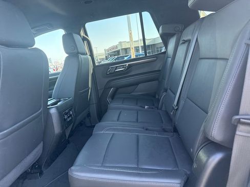 Used 2025 Chevrolet Tahoe LT image 30
