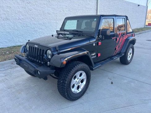 Used 2015 Jeep Wrangler Unlimited Sahara w/ Connectivity Group image 2