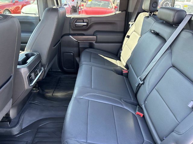 Used 2022 GMC Sierra 1500 SLT w/ SLT Premium Plus Package AWD/4WD image 18