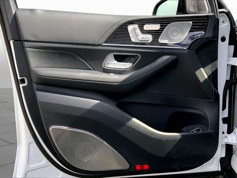 Certified 2025 Mercedes-Benz GLS 63 AMG 4MATIC image 22