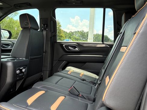 Used 2023 GMC Yukon XL AT4 w/ AT4 Premium Plus Package AWD/4WD image 23