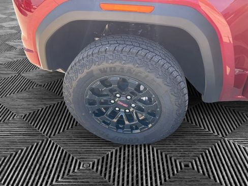 New 2026 GMC Canyon Elevation w/ Convenience Package image 14