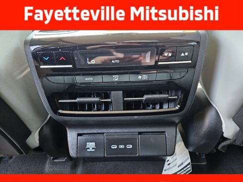 Certified 2025 Acura MDX FWD w/ Technology Package image 11