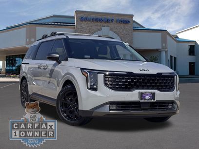 Used 2025 Kia Carnival SX w/ SX Dark Edition Package