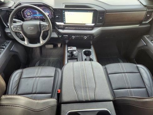 Used 2025 Chevrolet Silverado 1500 High Country w/ High Country Premium Package image 28