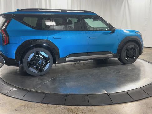 New 2026 Kia EV9 GT-Line AWD/4WD image 2