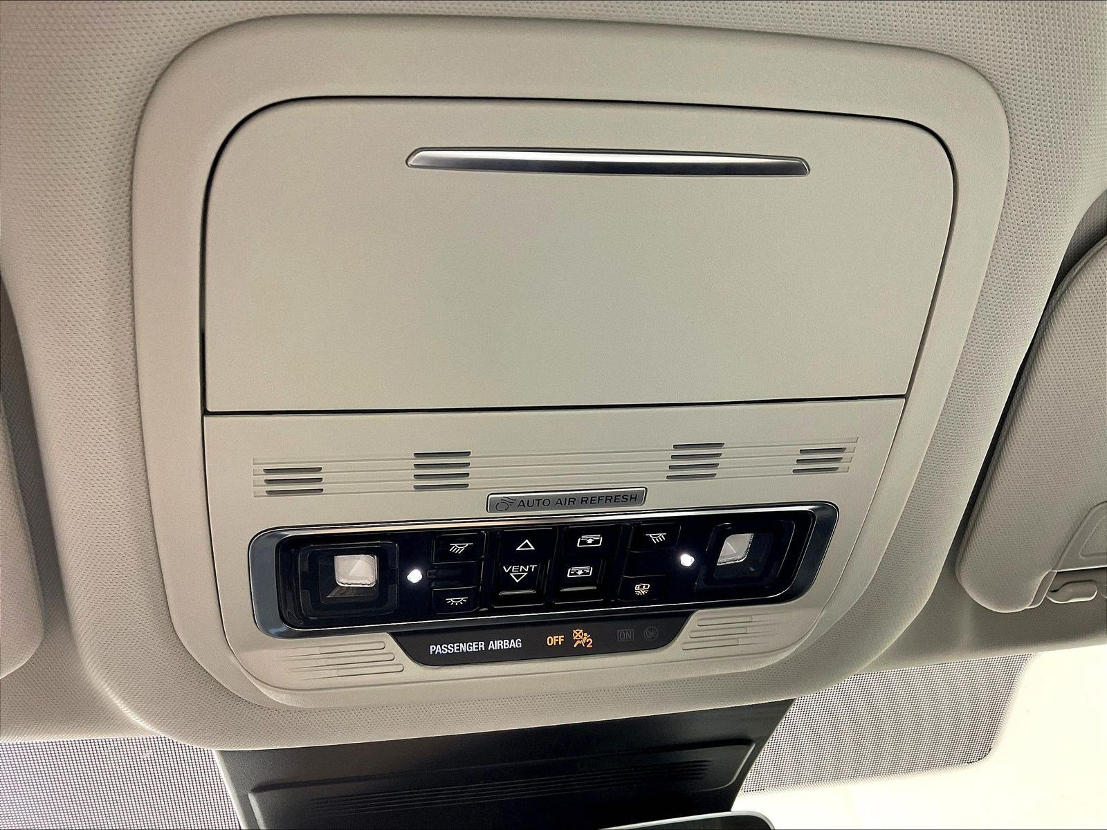 Used 2026 Lincoln Nautilus Reserve AWD/4WD image 39