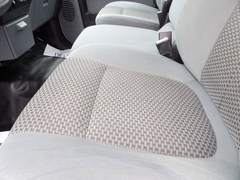 Used 2015 Ford F550 2WD Regular Cab Super Duty w/ Power Equipment Group image 18