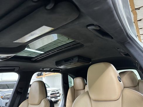 Used 2014 Porsche Cayenne Turbo AWD/4WD image 34