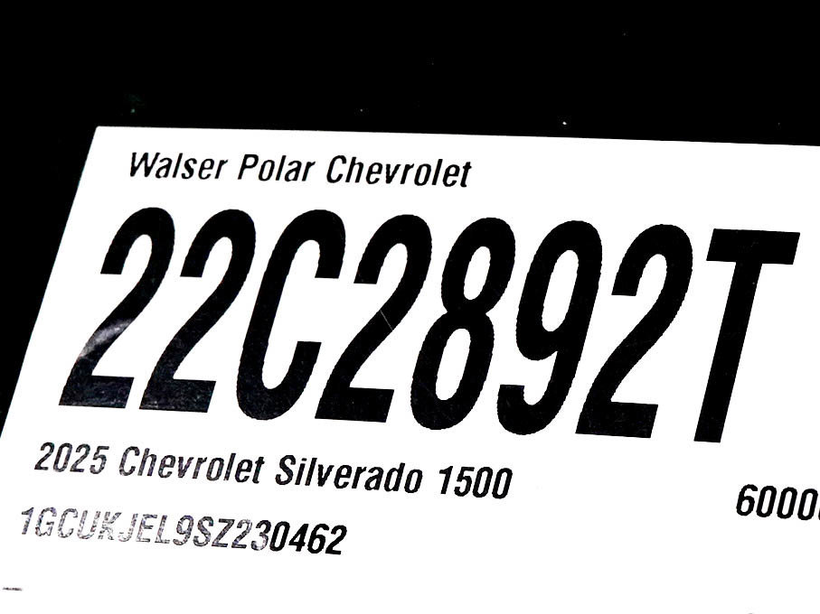 Used 2025 Chevrolet Silverado 1500 High Country AWD/4WD image 28