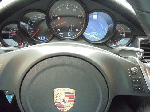 Used 2015 Porsche Panamera 4 AWD/4WD image 15