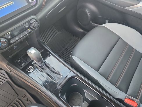 Used 2023 Nissan Kicks SR w/ SR Premium Package image 24