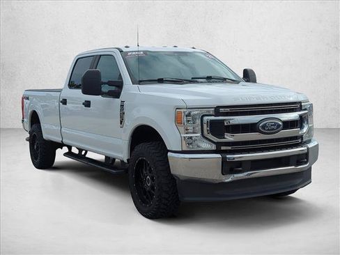 Used 2021 Ford F250 XL w/ STX Appearance Package AWD/4WD image 3