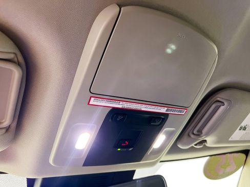 Used 2025 Toyota Camry LE image 22