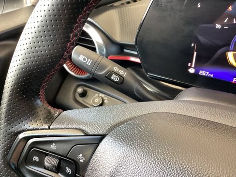 Used 2026 Chevrolet Trax RS FWD image 49