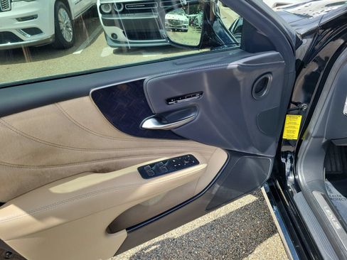 Used 2023 Lexus LS 500 w/ Interior Upgrade Package RWD image 18