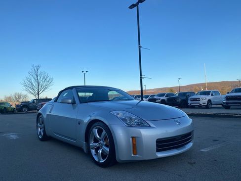 Used 2007 Nissan 350Z Grand Touring image 1