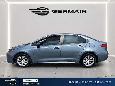 Used 2025 Toyota Corolla LE image 4